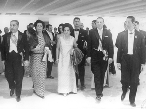 El ex Presidente Eduardo Frei Montalva durante su segunda visita a Brasil, junto a su esposa María Ruiz -Tagle, el entonces presidente Arthur da Costa e Silva y su esposa, Iolanda Barbosa.