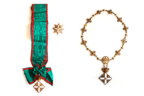 Grand collar and band of Order of Merit of the Republic of Italy.